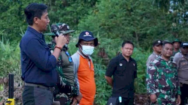General manager PT RMU Taryono Darusman memberikan arahan saat pelaksanaan Latihan Posko II Karhutla. (Istimewa)