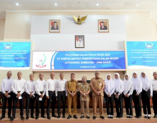 Lepas 50 Calon Praja IPDN Sulsel Tahun 2022, Tautoto Ingatkan Selalu Bersyukur dan Berdoa