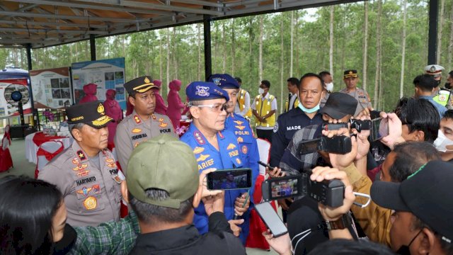 Wakapolda Kaltim Brigjen Pol Hariyanto, Ikut Mendampingi Kabaharkam Mabes Polri Komjen Arief Sulistyanto di Ibu Kota Nusantara.(Foto: Istimewa)