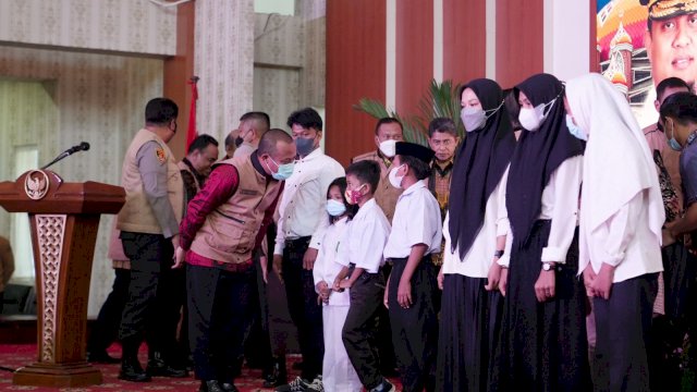 14.700 Anak Tak Sekolah Kembali Bersekolah, Gubernur Andi Sudirman: Terus Kolaborasi