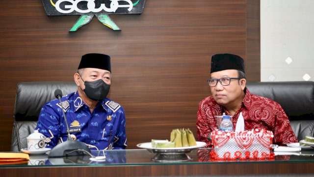 Bupati Banyumas, Achmad Husein saat melakukan kunjungan kerja dan diterima langsung Wakil Bupati Gowa Abd Rauf Malaganni di Baruga Kareng Pattingalloang Kantor Bupati Gowa, Jumat (29/07/2022). (Dok. Humas Gowa)