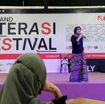 Penyair Hudan Nur Beri Materi Puisi di Festival Literasi, Wetland Hadirkan 25 Penulis