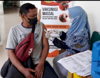 Lewat Pos Vaksinasi, BINDA Sulsel Bersama Dinkes Makassar Sasar Anak-anak dan Lansia