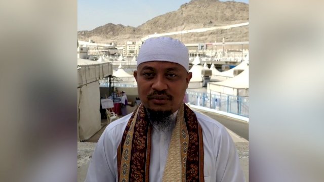 Tangkapan layar video Gubernur Sulsel Andi Sudirman Sulaiman, memberikan ucapan selamat Hari Raya Idul Adha 1443 Hijriah. (Istimewa)