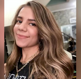 KPK Periksa Juara Indonesian Idol 2014 Nowela Elizabeth Terkait Dugaan Suap Bupati di Papua