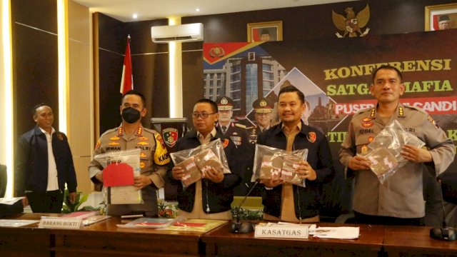 Polda Jateng Gelar Konfrensi Pers Ungkap kasus Korupsi Pengadaan Jalan.(Foto:Istimewa)