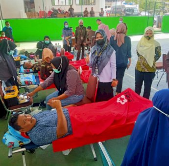 Jelang Hari Bhakti Adhyaksa Ke-62, Kejari Soppeng Gelar Donor Darah