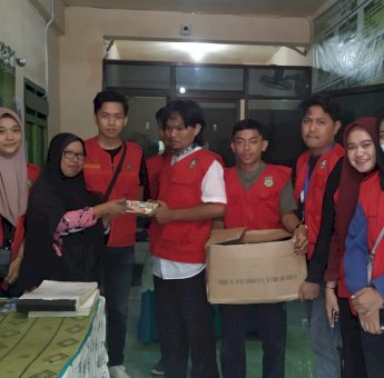 Baksos di Panti Asuhan, Mahasiswa KKN Unhas Berbagi Al-quran