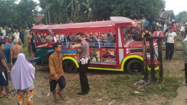 Kendaraaan Odong-Odong Maut Yang Ditumpangi Anak-Anak (Foto: Istimewa)