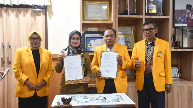 Bupati Luwu Utara Indah Putri Indriani bersama jajaran Universitas Pejuang RI usai menandatangani Memorandum Of Understanding ( MoU)