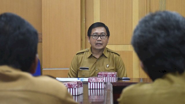 Wakil Bupati Luwu Utara, Suaib Mansur saat memimpin rakor GERMAS dan Tim Pembina UKS/M. (Foto/Protokol Pemda Lutra)