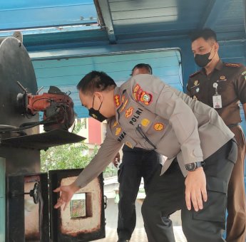 Polres Jakbar Musnahkan Ratusan Kilogram Ganja, Sabu 15,2 Kilogram, 11 Ribu Ekstasi