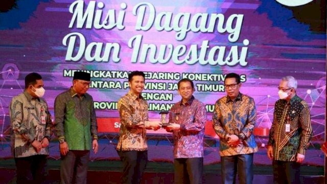 Wakil Gubernur Jatim Emil Dardak Wakil Gubernur Kaltim Hadi Mulyadi Sepakat jalin Kerjasama Bidang Perdagangan dan Investasi.(Foto: Istimewa)