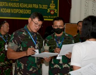 Pangdam IV/Diponegoro Pimpin Sidang Pantukhir Caba PK TNI AD Reguler Wanita Dan Keahlian Pria