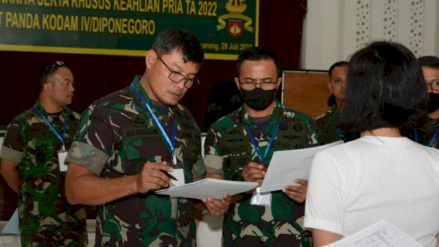 Kodam IV/Diponegoro Proses penerimaan Calon Bintara (Caba) PK TNI AD Reguler Wanita dan Keahlian Pria TA. 2022 Wilayah Kodam IV/Diponegoro (Foto: Pendam IV/Diponegoro)