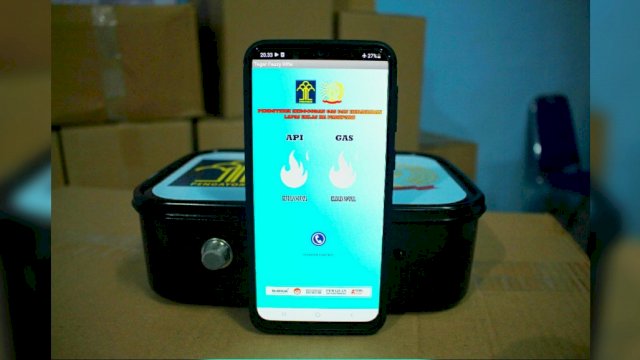 Alat pendeteksi kebakaran dan kebocoran gas yang bisa terhubung ke smartphone android. Alat ini berhasil diciptakan petugas Lapas Parepare untuk mengantisipasi terjadinya kebakaran. (Dok. Humas Lapas Parepare)