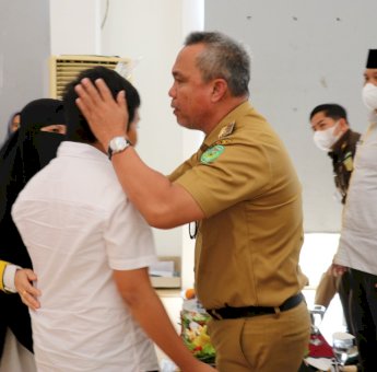 Hadiri Peringatan HKG PKK ke 50, Bupati Luwu Timur : Peran Perempuan Penting Dalam Peningkatan SDM Berkualitas