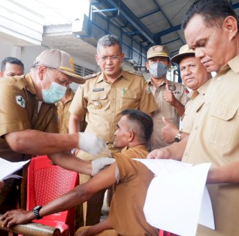 Pj Bupati Ultimatum ASN Pemkab Buteng yang Belum Vaksin
