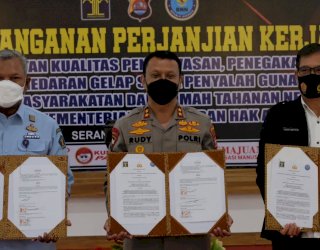 Berantas Narkoba, Polda Banten Bersama BNNP dan Kanwil Kemenkumham Gelar Penandatanganan MoU