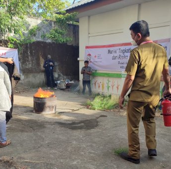 Tingkatkan Kapasitas Masyarakat, PMI Makassar Gelar Simulasi Kelurahan Tangguh Bencana di Buloa