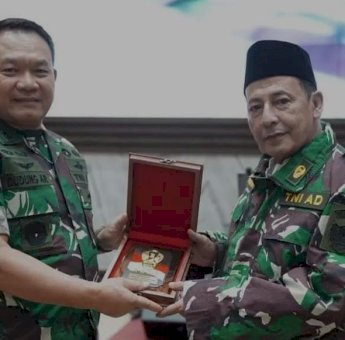 KASAD Kukuhkan Habib Luthfi Bin Ali Yahya Jadi Warga Kehormatan Angkatan Darat