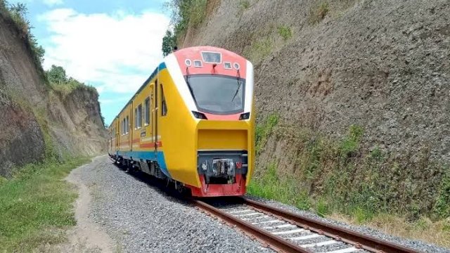 Kereta Api Parepare-Makassar. (Istimewa)