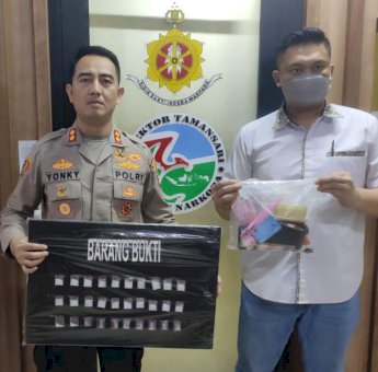 Polsek Metro Taman Sari Tangkap Pengedar Sabu, Amankan 30 Paket Siap Edar