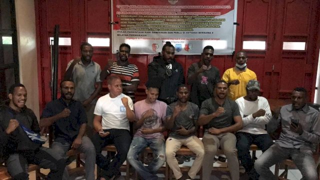 Kumpulan mahasiswa Papua memberikan dukungan atas rencana pemerintah pusat melakukan pemekaran Papua Selatan. (Dok. Istimewa)