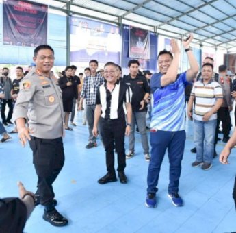 Kapolrestabes dan Dirut PDAM Makassar Kompak Buka Futsal Competiton