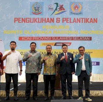 Pelantikan Pengurus KONI Sulsel 2022-2026, Andi Sudirman Dorong Olahraga Jadi Industri