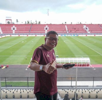 Taufan Pawe Saksikan Langsung Laga PSM Vs Kedah FC, Manfaatkan Momen Studi Tiru Stadion Kapten I Wayan Dipta Bali