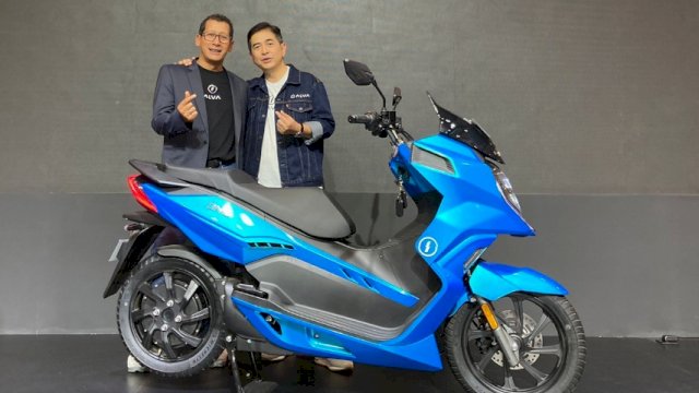 Penampakan model motor listrik Alva yang diluncurkan IMG. (Ist)