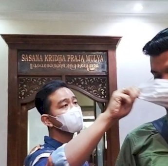 Gibran Marah ke Paspampres yang Pukul Sopir Truk di Solo: Saya Tidak Terima Warga Saya Digituin