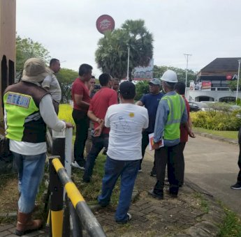 PUTR Sulsel Imbau Warga Dukung Pengerukan Drainase Preservasi Ruas Tun Abdul Razak