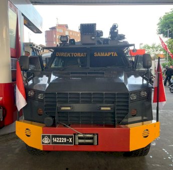 Peringati Hari Kemerdekaan RI, Kapolda Jatim Perintahkan Seluruh Jajaran Pasang Bendera Merah Putih