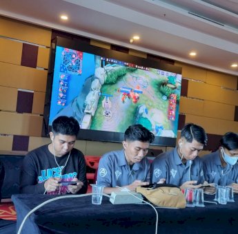 Aston Makassar Meriahkan Hari Kemerdekaan RI Lewat Turnamen E-Sport