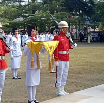 Sosok Hanum Salsabilah, Pembawa Baki Bendera Merah Putih di Upacara HUT RI Ke-77 Gowa