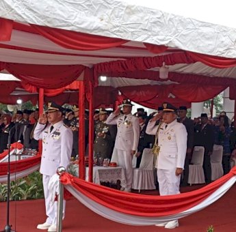Wabup Gowa Pimpin Penurunan Bendera Peringatan HUT Kemerdekaan RI Ke77