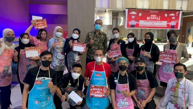 Beragam perlombaan mewarnai semarak HUT Kemerdekaan RI ke-77 tahun di Hotel Novotel Makassar. (Foto: Istimewa)