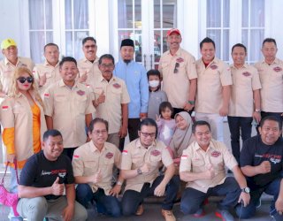 Touring Kemerdekaan, Indonesia BIG CAR Eksplor Wisata Danau Tempe dan Berbagi ke Panti Asuhan