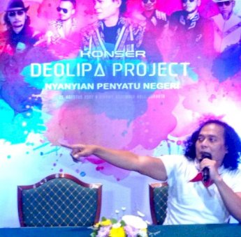 Tak Jadi Kuasa Hukum Bharada E, Deolipa Yumara Gelar Konser