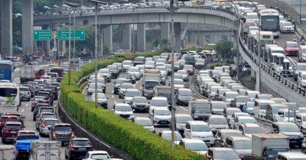 Atasi Kemacetan Lalu Lintas di Jakarta, Polisi Wacanakan Pengaturan Jam Kerja