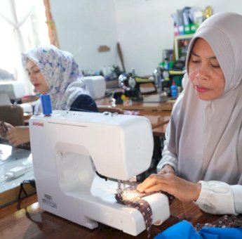 Berkat Bantuan PLN, Kini PKBM Cendikia Paripurna Bangsa di Sinjai Raih Omzet Puluhan Juta