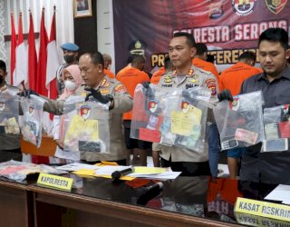 Polresta Serang Kota Bekuk 18 Orang Pelaku Judi Online
