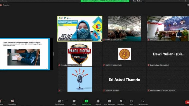 Ketua TP PKK Prov. Sulsel Naoemi Octarina, saat menjadi narasumber di Seminar Pendidikan yang digelar secara virtual, Sabtu (37/08/2022). (Istimewa)