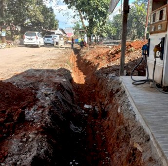 Fokus Gubernur Andi Sudirman, Jalan Pattalassang di Gowa Tengah Masuki Tahap Galian Drainase