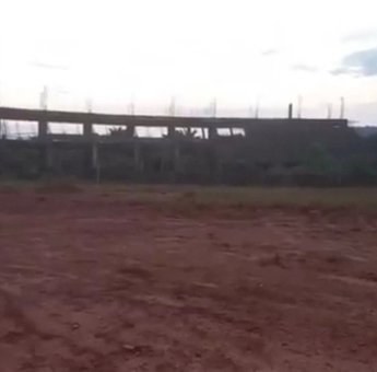 Mangkrak 10 Tahun, Pembangunan Stadion Malili Dilanjutkan Bupati Budiman