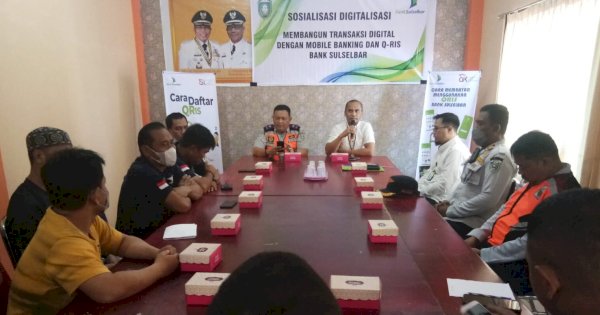 Dukung Digitalisasi Transaksi, Bank Sulselbar Parepare Sosialisasikan QRIS ke Dishub