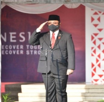 Menag Yaqut : Isi Kemerdekaan dengan Kerja, Bangun Negeri dengan Cinta Demi NKRI