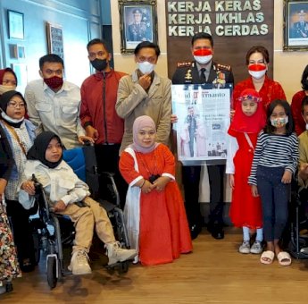 Momentum HUT RI, Kombes Pol Budi Hermanto Terima Anugerah Sebagai Bapak Disabilitas Kota Malang
